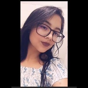 Meet your Posher, Alondra